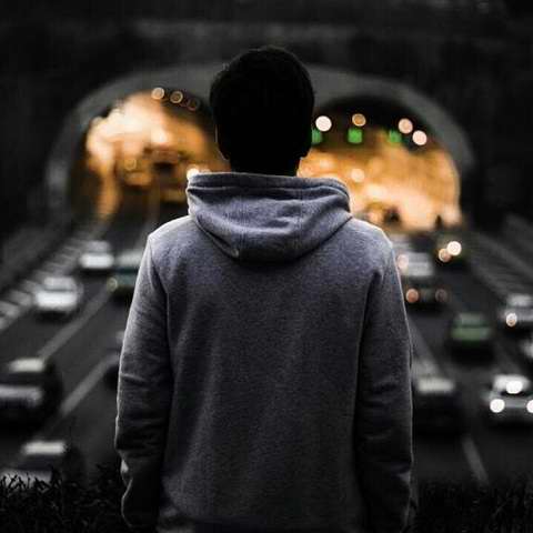 دانلود ریمیکس غرق تو تباهی معلق بی فردا من نشستم پشت ارابه مرگم