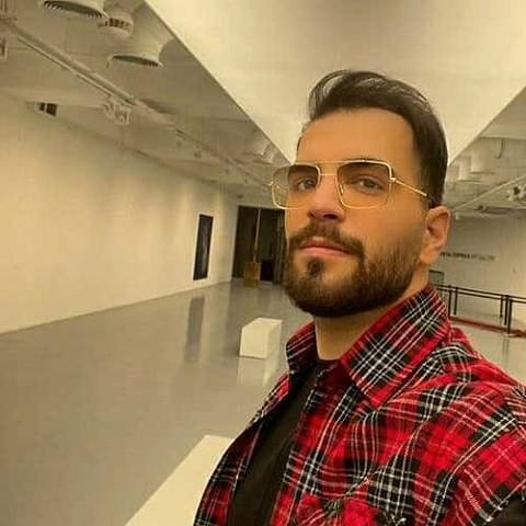 دانلود آهنگ دستات از شیشه بیرونه میشه دیوونه اونی که داره میرونه آصف آریا