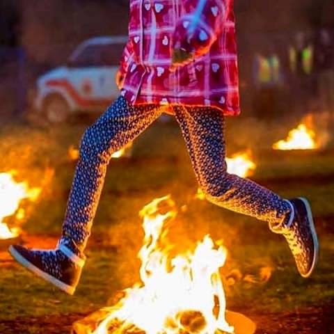دانلود آهنگ چهارشنبه سوری از غم و غصه دوری از موزیک افشار