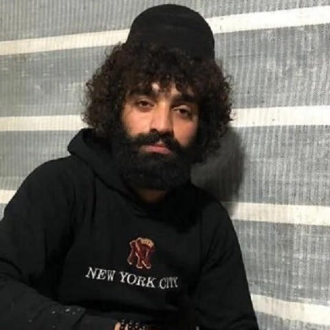 دانلود آهنگ فرزند ادب باش نه فرزند پدر فرزند ادب زنده میکند نام پدر