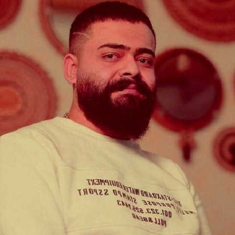 دانلود آهنگ زیر کلی فشار میکنه بدنم درد علیراد