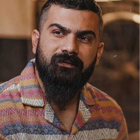 دانلود آهنگ مه قاب عکسمان تو عشقت رو به روته فرهاد جهانگیری