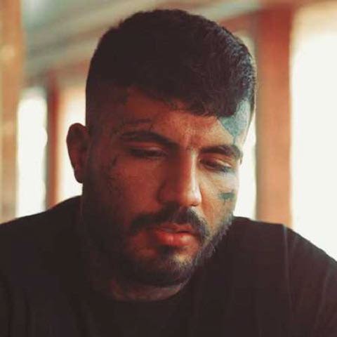 دانلود ریمیکس عاشق دختری شدم که همش ولم میکرد از مهدیار
