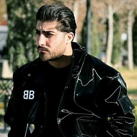 دانلود آهنگ من تنها شدم آخه چرا بشم میگن کم حوصلم امیر لیام