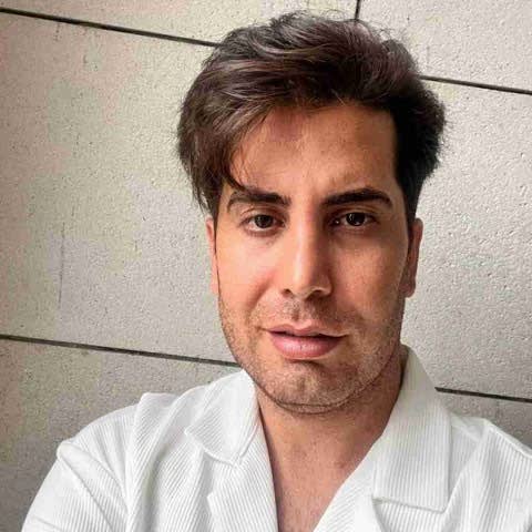 دانلود آهنگ مه متنفرم ازت برو دور شو ازم فقط از فرشاد آزادی