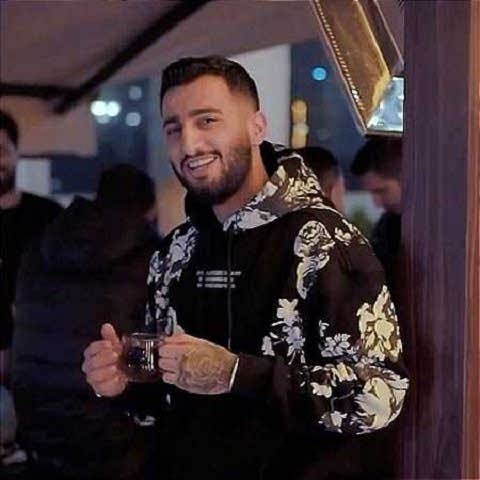 دانلود آهنگ به جان ته مست نیمه عاشق هیچکس نیمه علیرضا باباجانی