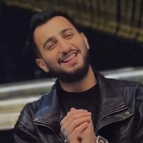 دانلود آهنگ عشق داداش تو هستی همش مه پایه هستی علیرضا باباجانی