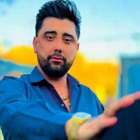 دانلود آهنگ وقتی میبینمت یهو روانی آخه دیوونه میشم سعید کریمی