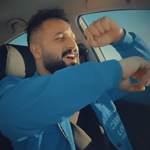 دانلود آهنگ عقاب وومه تی بالا سر هرجای شهر کنی گذر وحید مرادی دانلود آهنگ عقاب وومه تی بالا سر هرجای شهر کنی گذر وحید مرادی