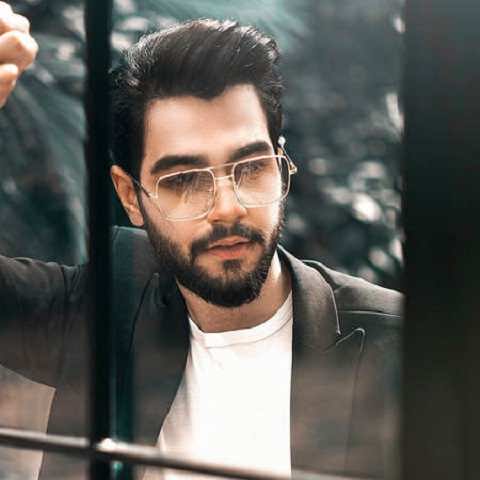 دانلود آهنگ واسه تو میزنه قلب من قلب من تو شدی رفیق همه روزای سخت من