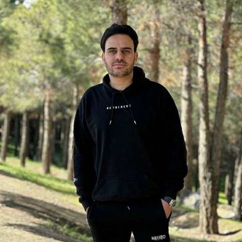 دانلود آهنگ رسوای این زمونه و فرهاد بیچاره منم داوود یونسی
