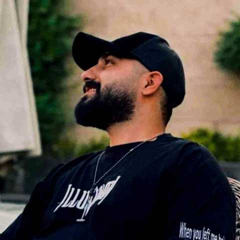 دانلود ریمیکس زنگ بزن بشم دردت تو چشم محمد امیری دانلود ریمیکس زنگ بزن بشم دردت تو چشم محمد امیری
