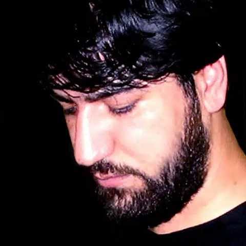 دانلود نوحه پرچم سرخ گنبدت دل منو خون میکنه سید جواد ذاکر