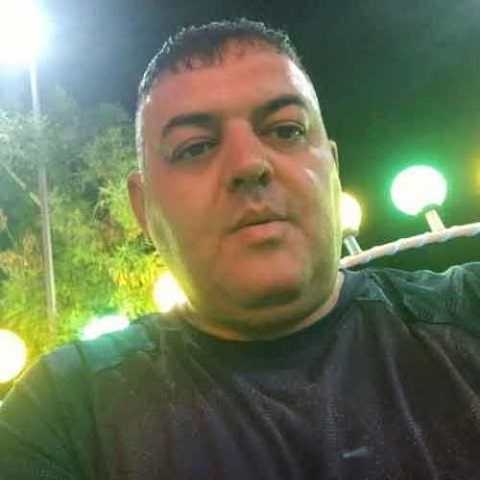 دانلود آهنگ لعنت به این خاطره ها که راحتم نمیزارن ناصر تنها