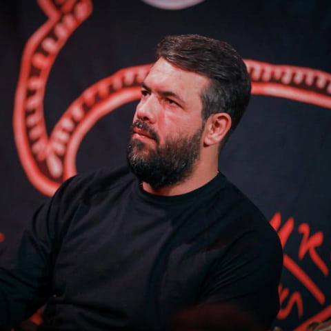 دانلود نماهنگ حیدر مولا حسین ستوده (اگه گفتن ساقی کوثر تو بگو حیدر حیدر)