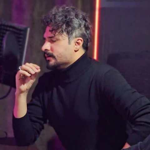 دانلود آهنگ دلارام از راغب (تو هنرپیشه ی عشقی و جهان عاشق تو)