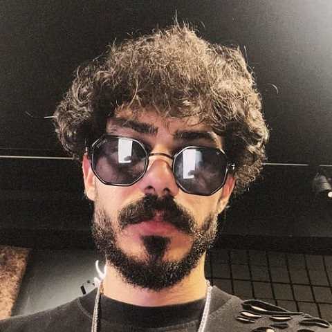دانلود آهنگ داره میشه هر روز بدتر حال من از میر احمد دانلود آهنگ داره میشه هر روز بدتر حال من از میر احمد