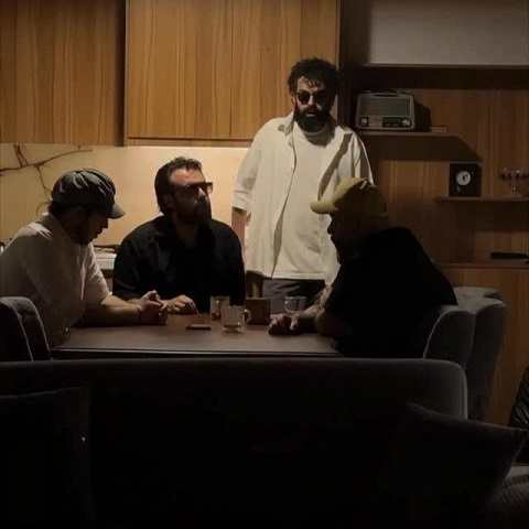 دانلود آهنگ دورم پر آدمو قلبم هنوز به یاد چشمات میتپه از راکوب