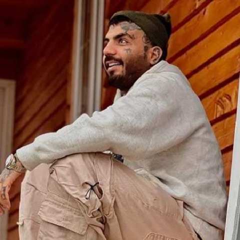 دانلود آهنگ باید از زندگی من سریال بسازن + ریمیکس دانلود آهنگ باید از زندگی من سریال بسازن + ریمیکس