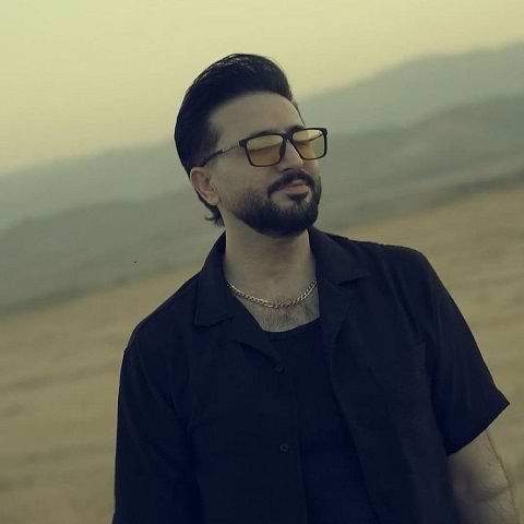 دانلود آهنگ کسی دور و برم نیست که حالمو ببینه از مرتضی جعفرزاده