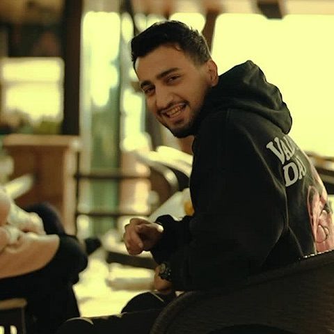 دانلود آهنگ باریکلا از علیرضا باباجانی (بزن زنگو بزن زنگ)