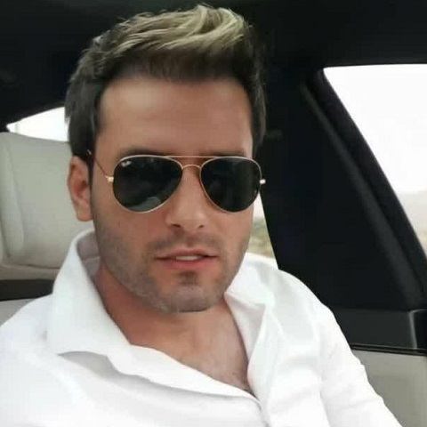 دانلود آهنگ دختر شرقی از مهدی احمدوند (یه حلقه طلایی برات آوردم)