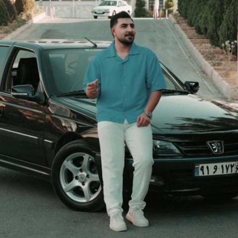 دانلود آهنگ پژو پارس اسم سی یارم یارم قشنگه فقط پژو پسنده از پویا قرقانی