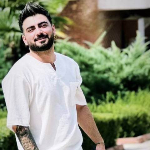 دانلود آهنگ یه روز تو حال مستی اشک تو چشات جمع میشه از رامین تجنگی