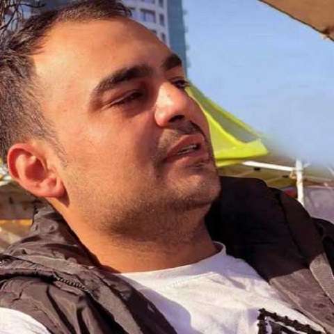 دانلود آهنگ هنوز دلیل این قهره نیزانم از روح الله کرمی + ریمیکس